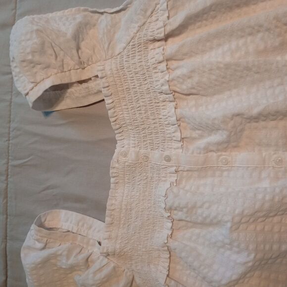 Old Navy Smocked Flutter Sleeve Tank Top 3X. White Boho Peasant Dress Up or Down - Picture 3 of 7